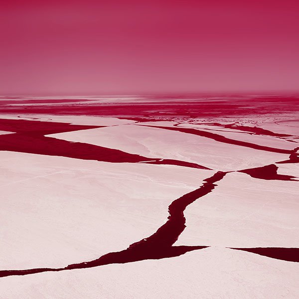 papers.co-md28-wallpaper-ice-red-river-white-sea-wallpaper