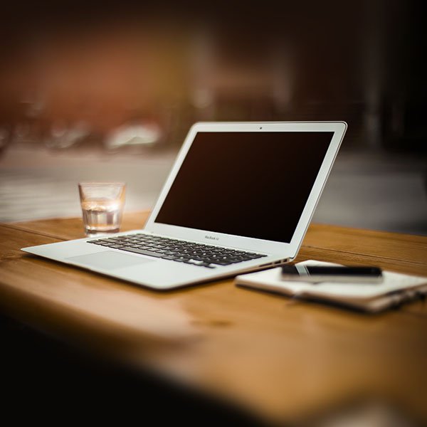 papers.co-mp32-macbook-air-bokeh-art-apple-wallpaper