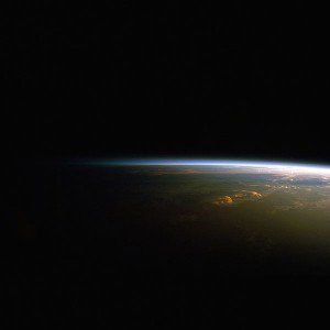 papers.co-ad96-earth-at-night-space-love-1-wallpaper