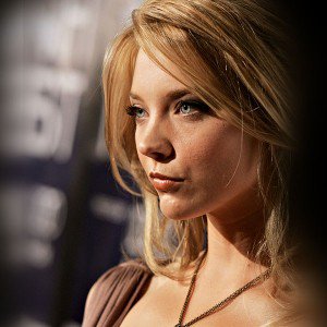 papers.co-hc42-natalie-dormer-film-english-actress-celebrity-1-wallpaper