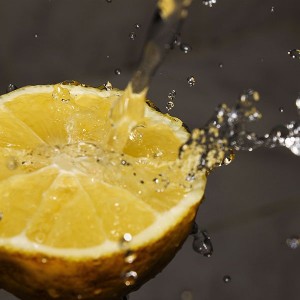 papers.co-mt19-orange-water-lemon-fruit-1-wallpaper